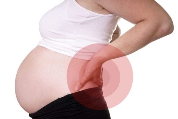 Bà bầu bị đau lưng