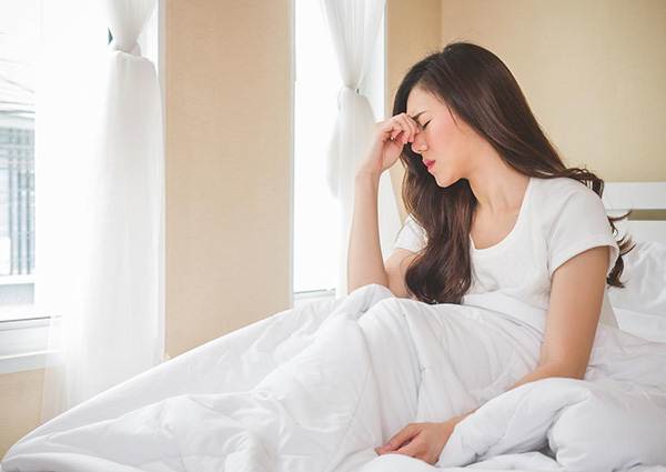 co-the-met-moi Ngoài buồn nôn và nôn, các chị em còn thấy mệt mỏi, chóng mặt
