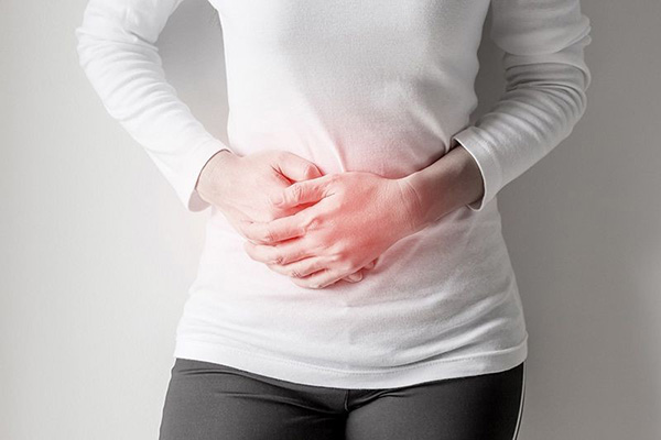 dau-bung-duoi1 Lạc nội mạc tử cung gây ra cơn đau bụng kinh dữ dội