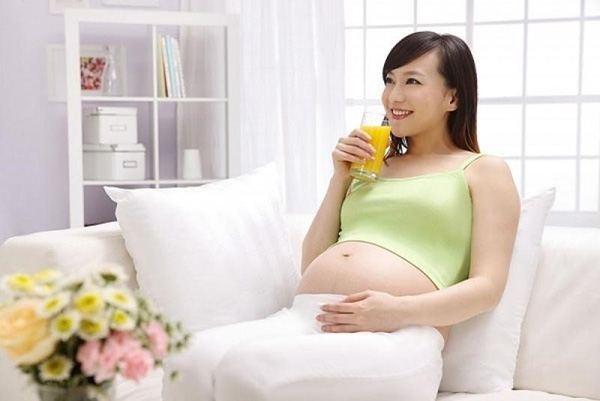 me-bau-an-uong-du-chat-2 Uống đủ nước