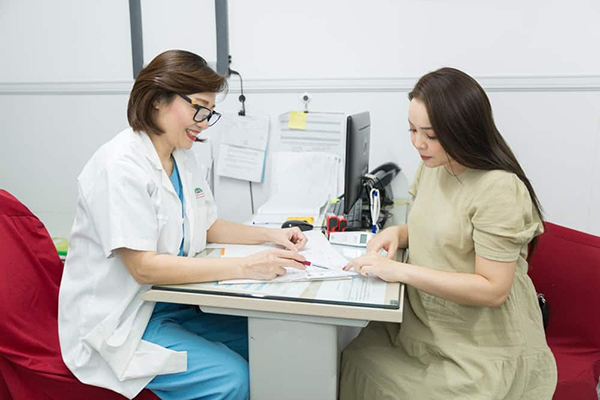 nho-bac-si-tu-van Mẹ bầu cần tìm hiểu về “Doạ sảy thai là gì?” khi phát hiện điều bất thường