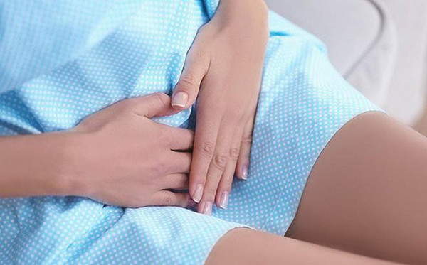 phan-biet-viem-co-tu-cung-va-viem-lo-tuyen Phân biệt viêm cổ tử cung và viêm lộ tuyến